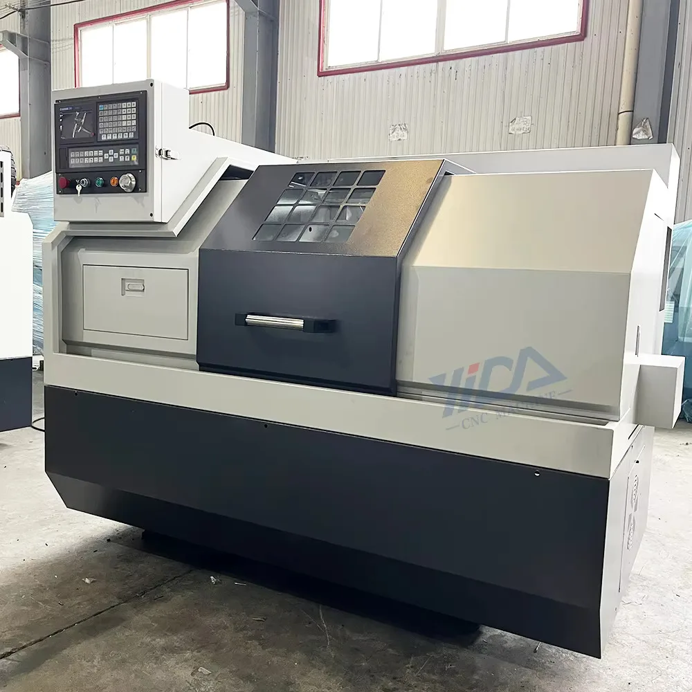 مخرطة CNC شديدة التحمل Fanuc CK6130 عالية الصلابة مع ظرف هيدروليكي