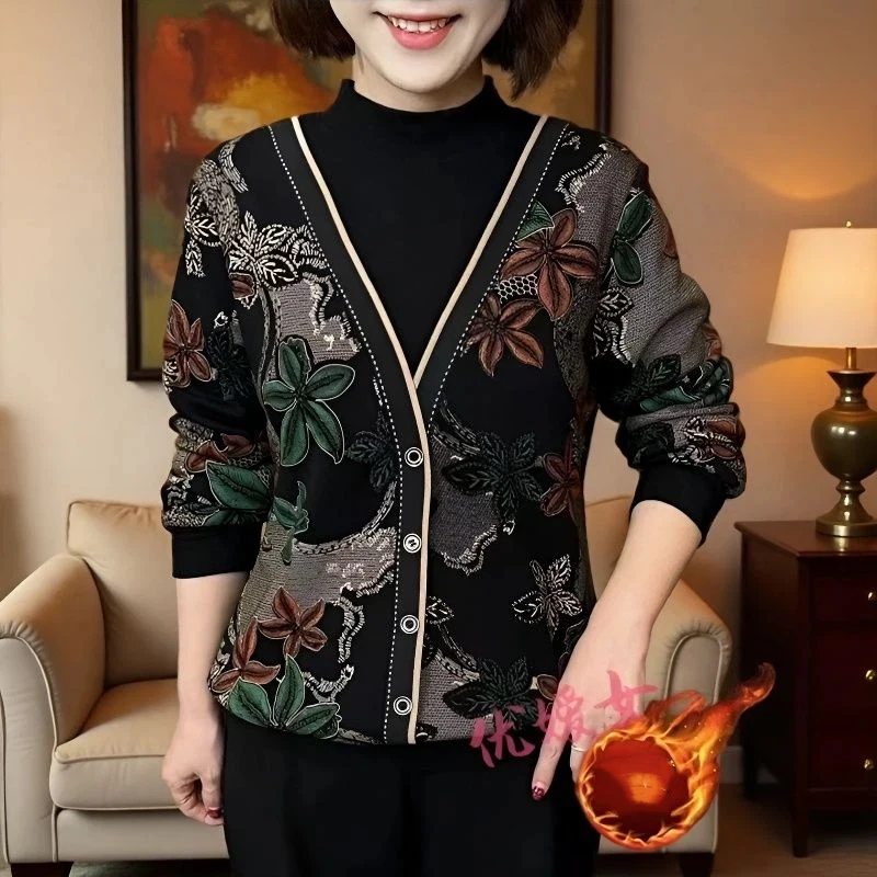 Women's Flannel Lined Floral Base Layer Elegant Fake Two Piece Mid-Age Mother Winter Tops