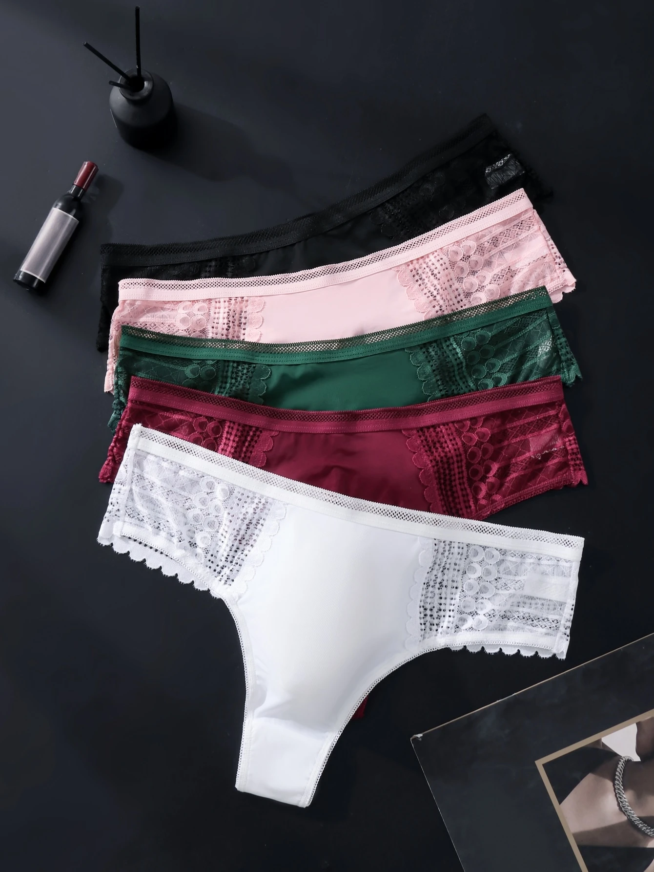 2PCS Men's Satin Thong Underwear Low Waist Wave Lace Design Breathable Comfortable Seamless Solid Color Men's Briefs