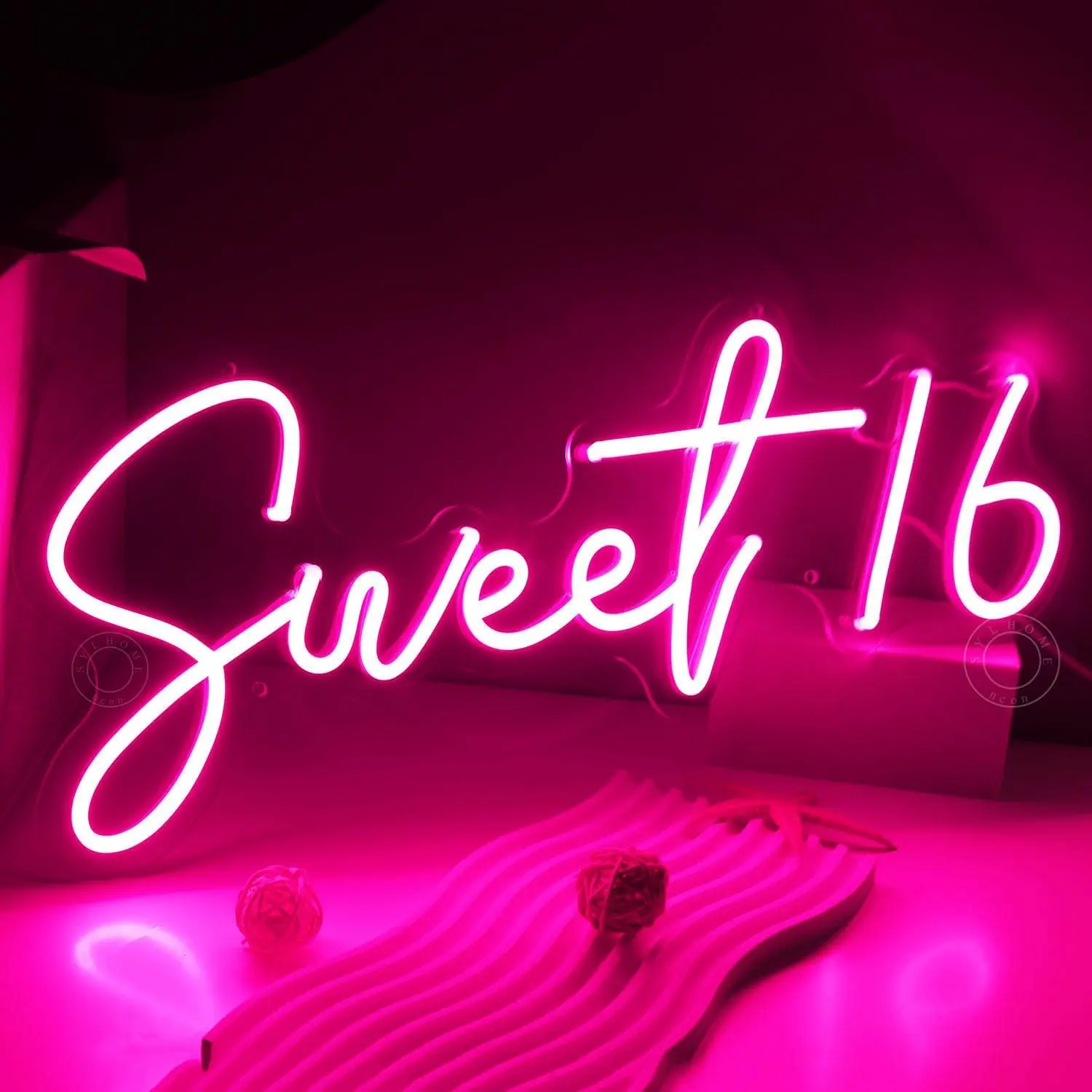 

Светодиодная неоновая вывеска Sweet 16, USB с регулируемой яркостью, светодиодная неоновая вывеска для комнаты, спальни, вечеринки в честь Дня Рождения, украшение дома, подарок, светящаяся вывеска
