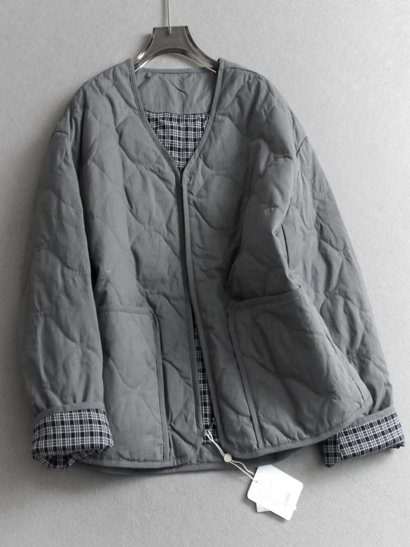 

Slimming Effect Goose down Jacket Long Sleeve V-Neck Loose Fit Women's Outerwear Checkered Turn-down Collar Daily Wear