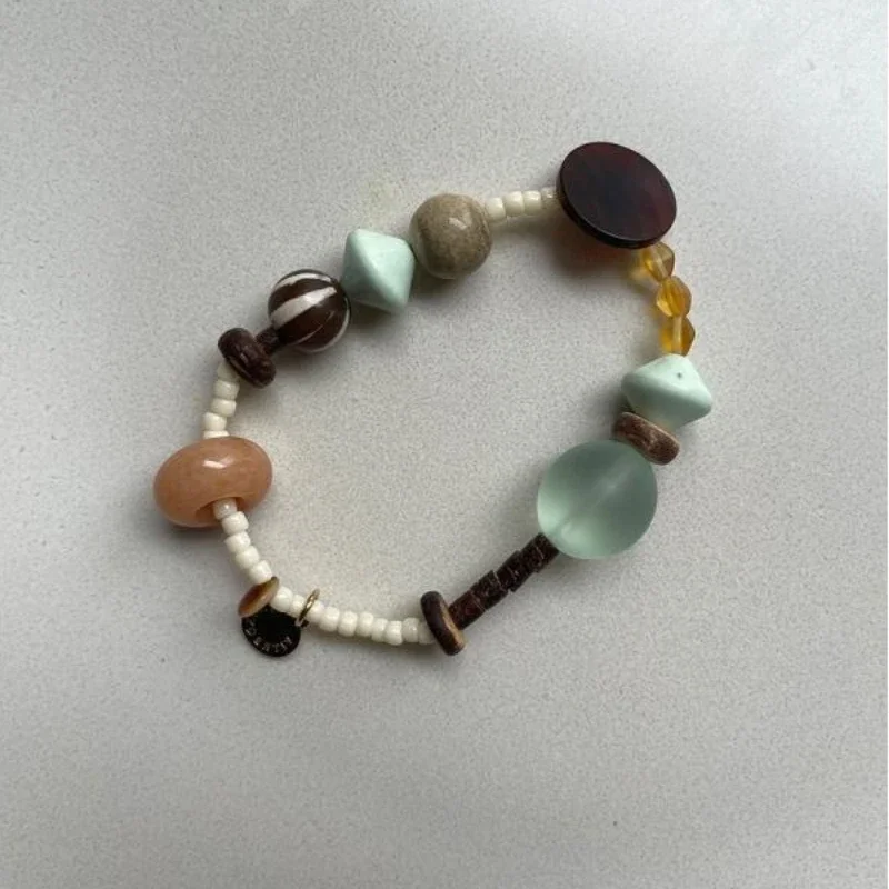 

Fashion Summer New Natural Stone Beach Vacation Bracelet for Women Designer Charm Original Natural Style Women's Bracelet