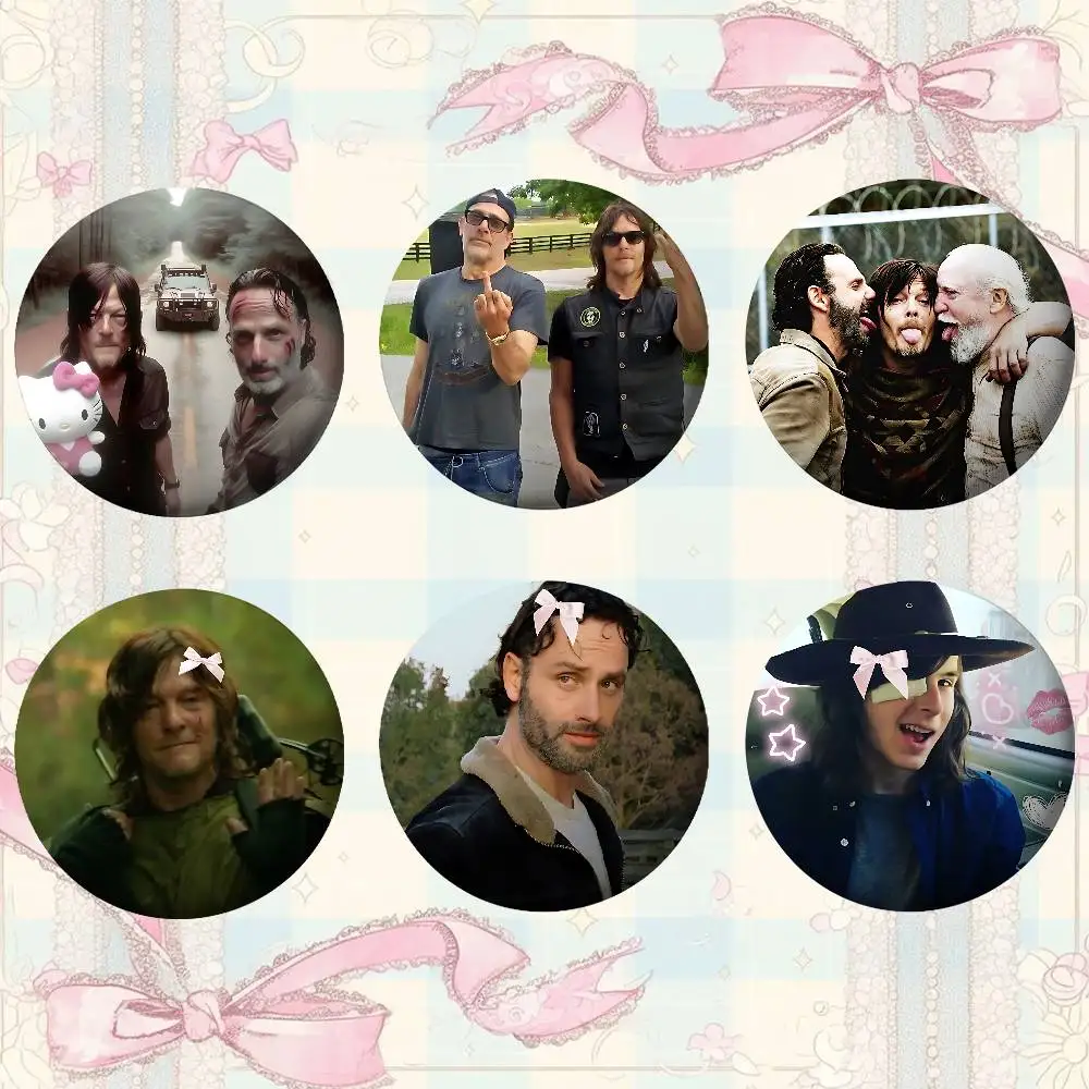 

TV V-The Walking Dead For Clothes Anime Enamel Pin Cute Things Cartoon Cosplay Badges On Backpack Brooch Art Gifts