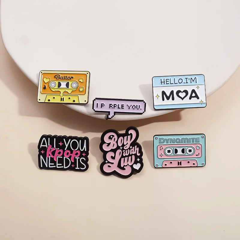 Creative Retro Music Cassette Brooch Sweet Colorful Letters Metal Enamel Badge Versatile Clothing Pins Accessories Jewelry Gifts