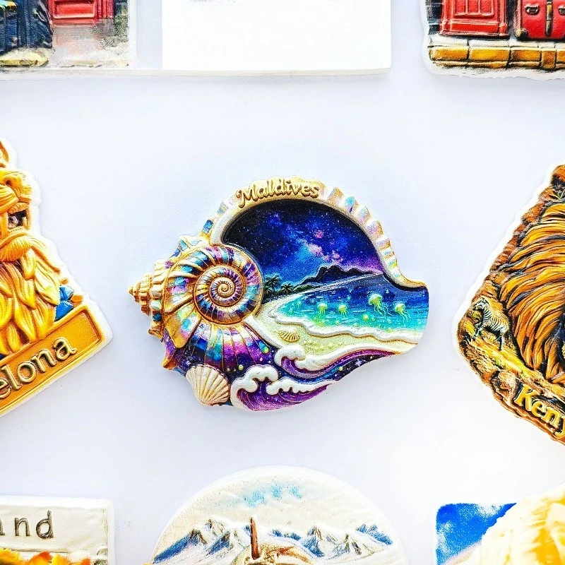 Maldives Conch Jellyfish Fridge Magnet - Enchanting 3D Ocean Souvenir Unique Tropical Gift for Travel & Cosmic Decor
