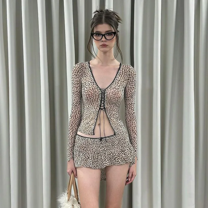 

women's clothing2025Summer New Fashion Long Sleeve Stitching Wrapped Chest Skirt Two-Piece Set Fashion Casual Set