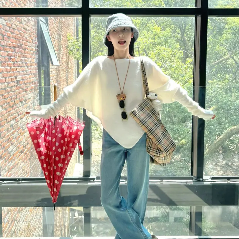 

Pure Desire White Irregular Slanted Shoulder Knitted Sweater for Women Korean Style Outfit Lazy Style Sweater Wide Truffle