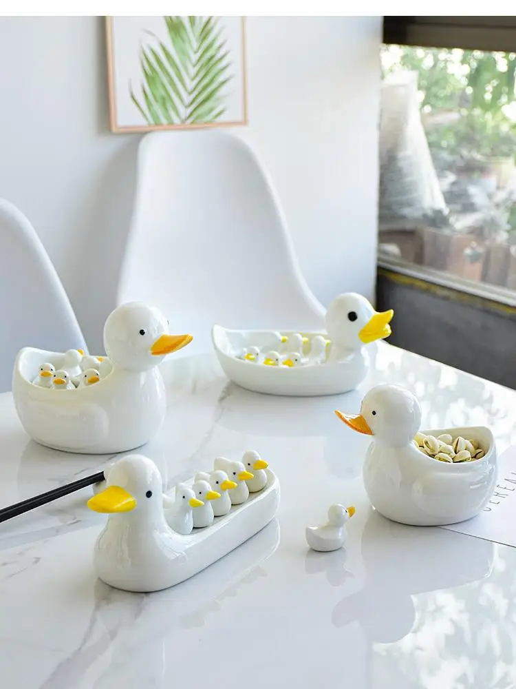 

Cartoon Ceramic Duck Chopsticks Rest Public Holder Table Decoration Hand Painted White Porcelain Chopstick