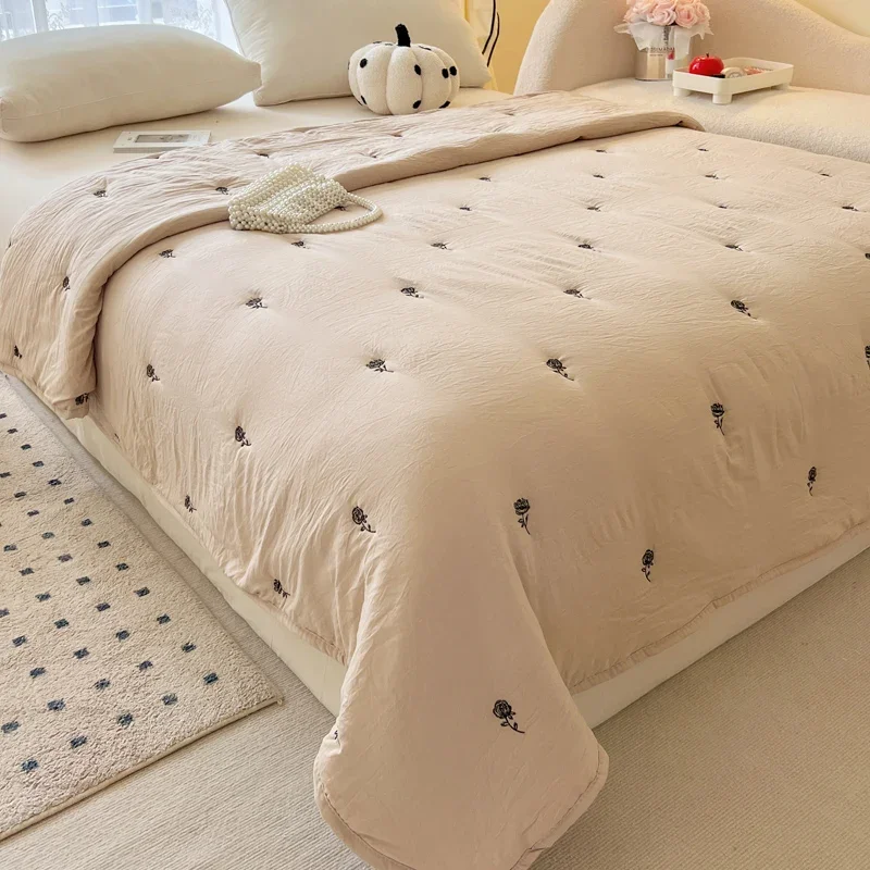 Japanese Minimalism Skin-friendly Summer Blanket Spring  Breathable Single Double Duvet Washed Embroidered Comforter Thin Quilt