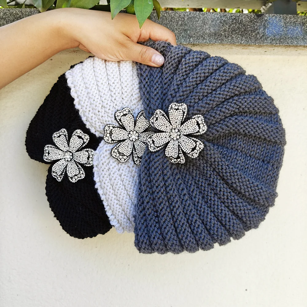 Chapeau Turban tricoté pour femmes, Bonnet Floral, chapeau enveloppé croisé, bohème musulman, casquettes Turbante chaudes pour l'hiver et l'automne, accessoires pour cheveux