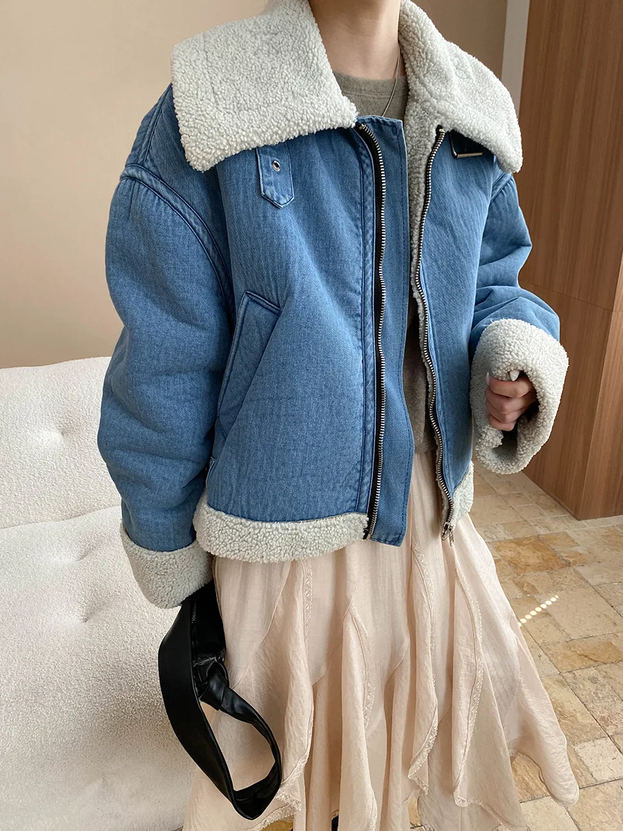 Women's casual solid color high-end imitation lamb fur integrated large collar denim jacket