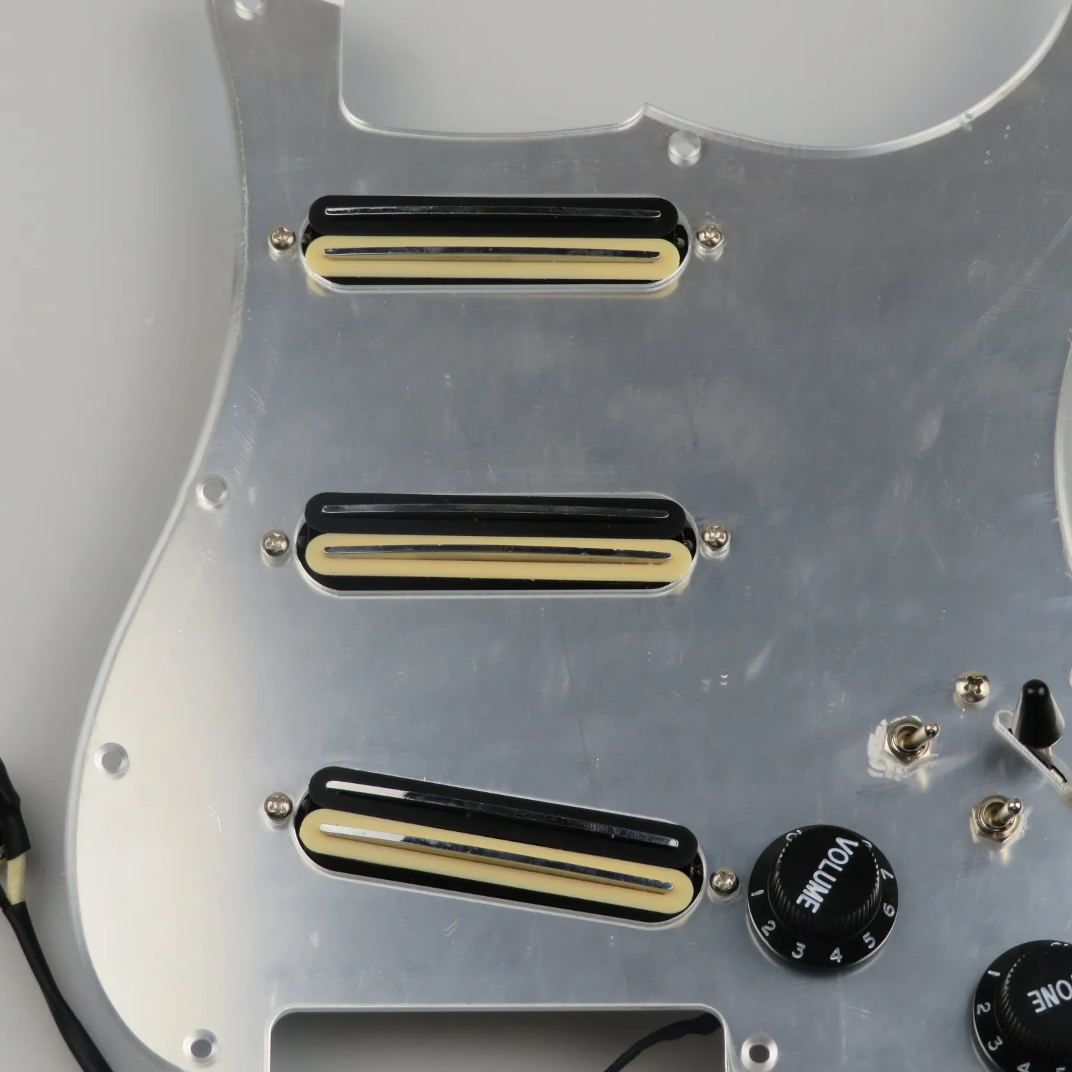 Loaded Pre-Wired Str/at Pickguard Silver Aluminum Metal 3 Cream Rail Single Pickups With Boost Switch Full Wiring Kit ST