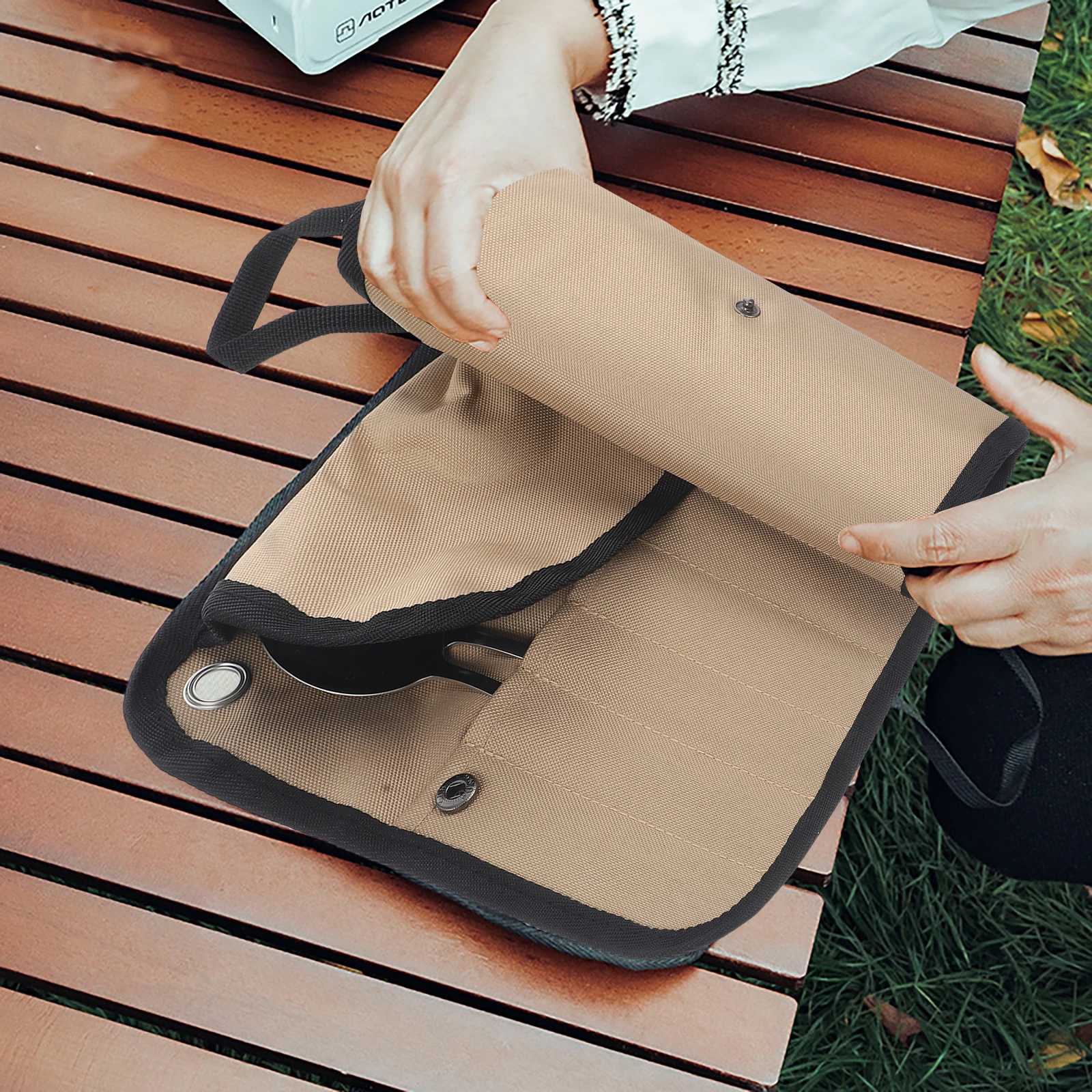 

1Set Camping Tableware Set Portable Roll Pouch Hanging Storage Organizer Compact Lightweight Picnic Cutlery Kit Outdoor Utensils