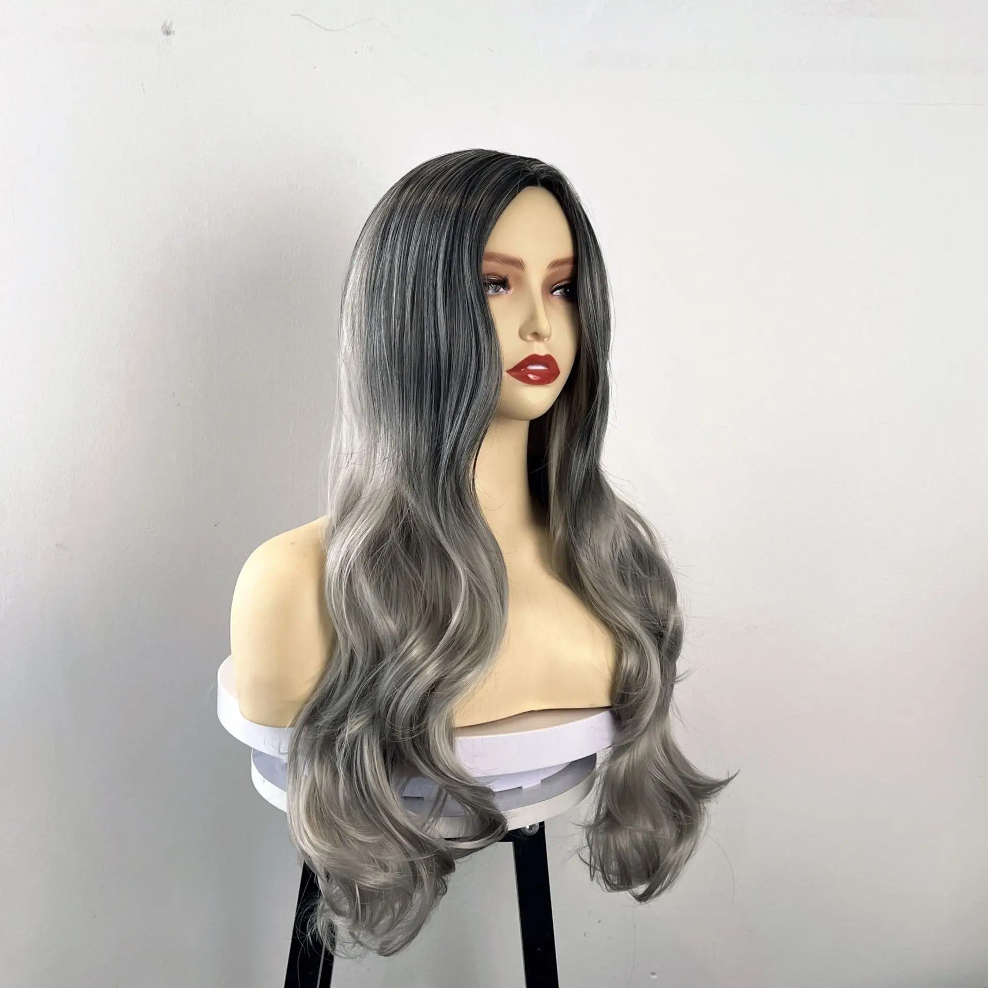 Gradient design silver gray color deep wavy long hair, ins style, realistic hair cover trendy wig
