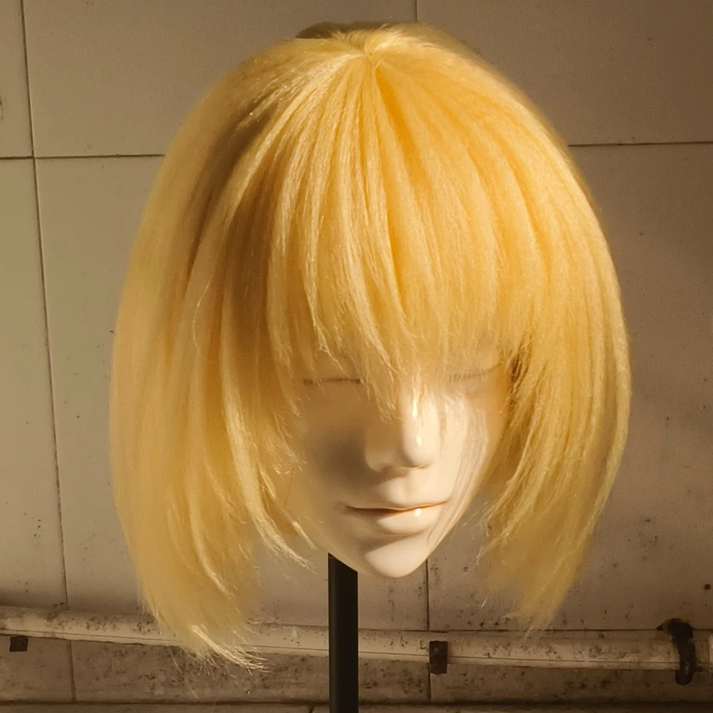 Anime Armin Cosplay Wig Armin Arnold Blonde Short Hair Rose Net Cap Heat Resistant Synthetic Fiber Wig for Halloween Party Wig