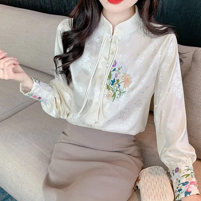 

Женская элегантная блузка в китайском стиле с вышивкой, воротником-стойкой, из атласного жаккарда, с длинными рукавами, с цветочной вышивкой