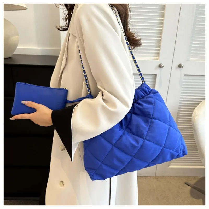 

Rope Bucket Shoulder Bag Women New Fashion Cotton-padded Jacket Luxury Brand Shoulder Bag Plus Cotton Down Chain Shoulder Bag