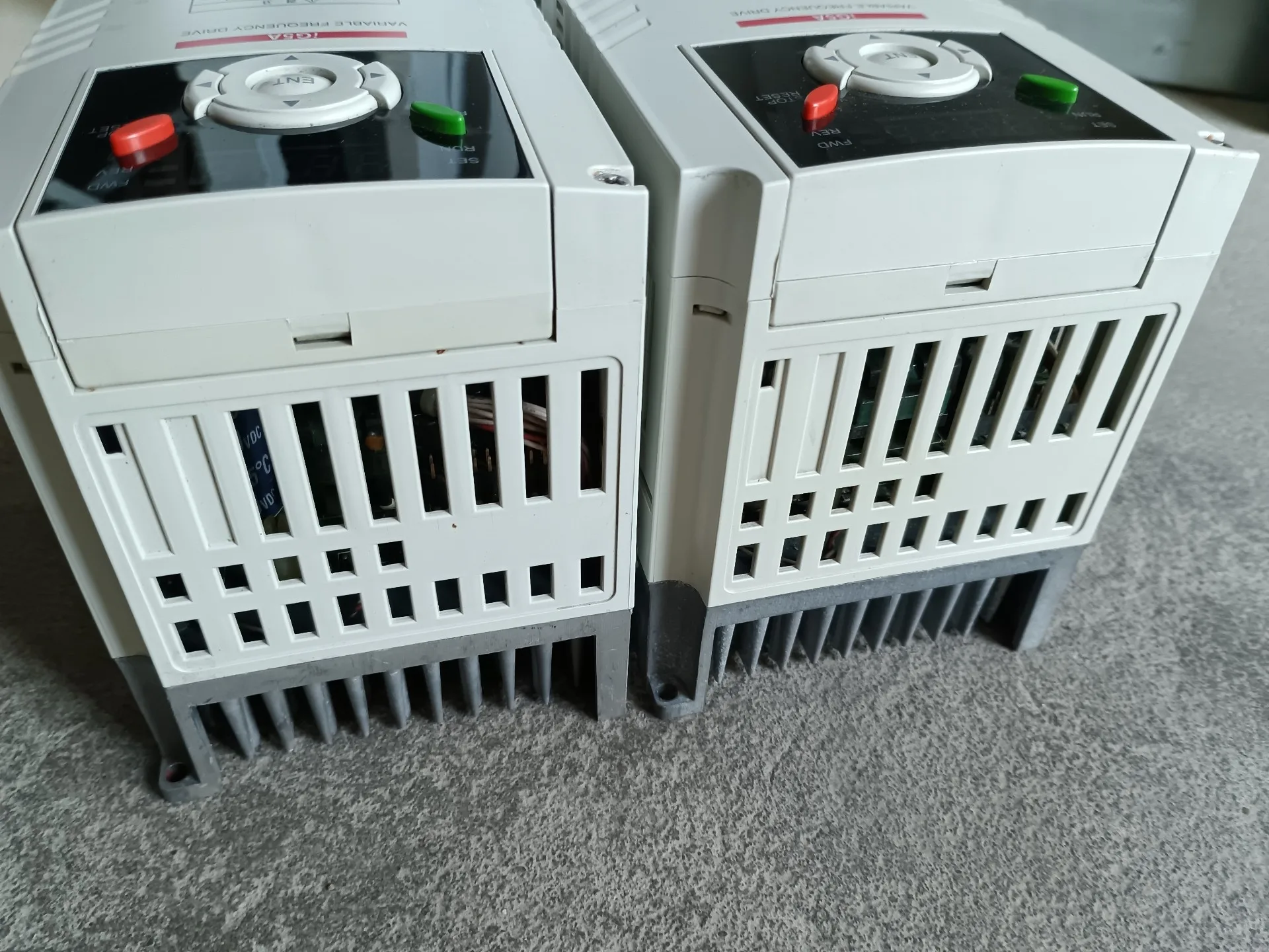 SV015iG5A-4 وحدة تحكم العاكس 1.5KW 380V ل LS SV015iG5A-4
