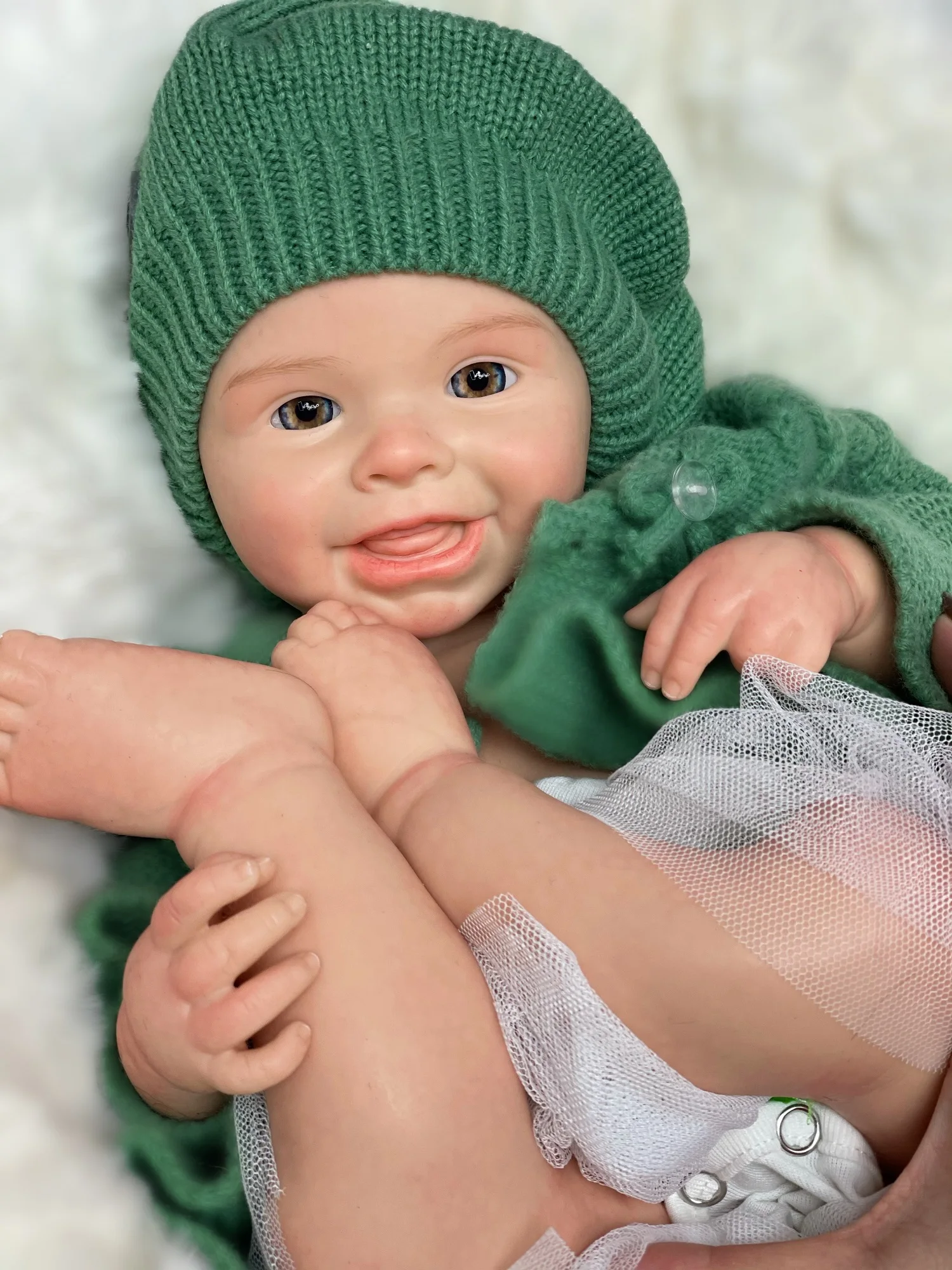 18Inch Cuddly Washable Harper Solid Silicone Bebe Reborn Girls With Sweather Outfits Handmade Soft Touch Lifelike Reborn  Doll