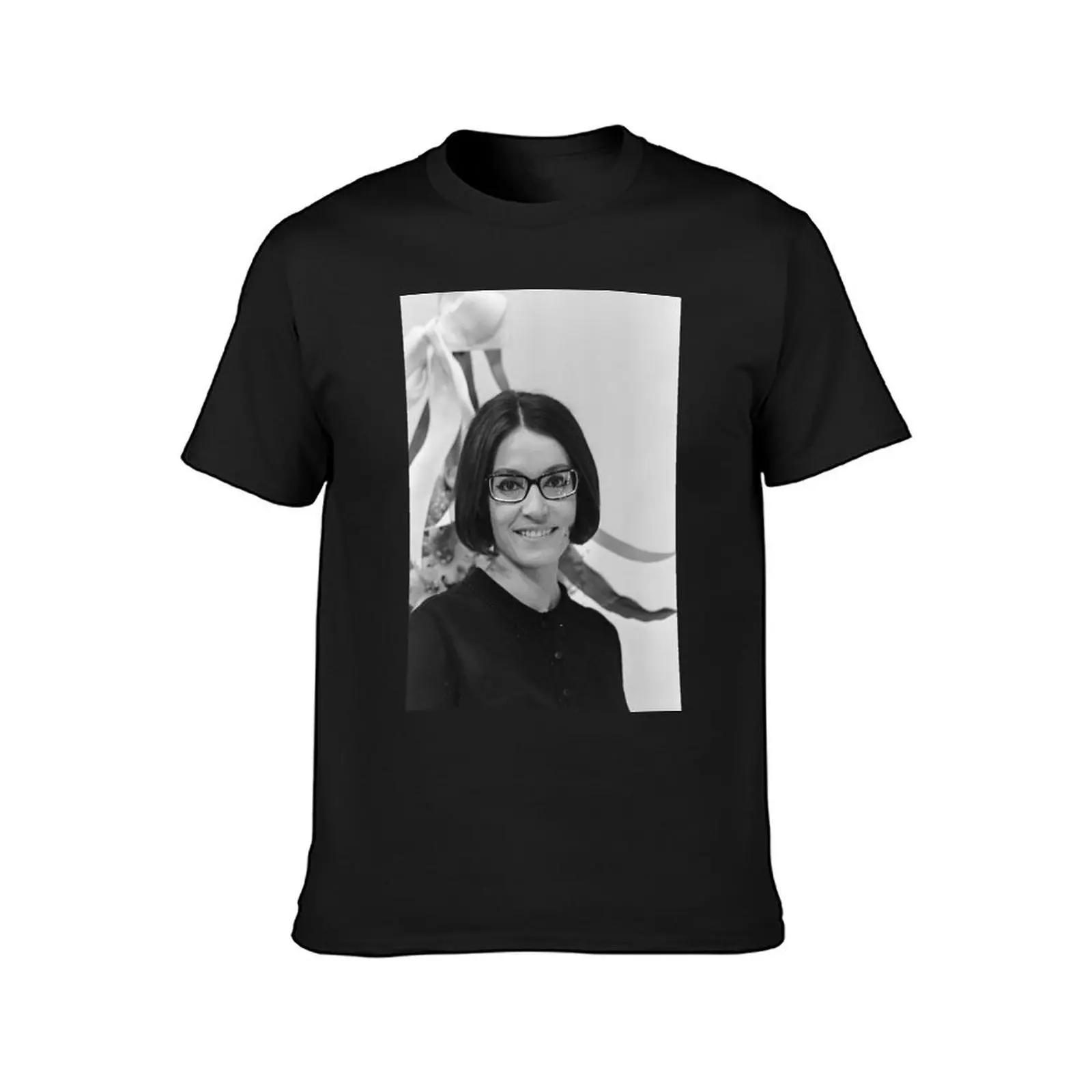 Nana Mouskouri, the glorious Greek singer T-Shirt oversized aesthetic clothes sports fans boys whites sweat shirts, men