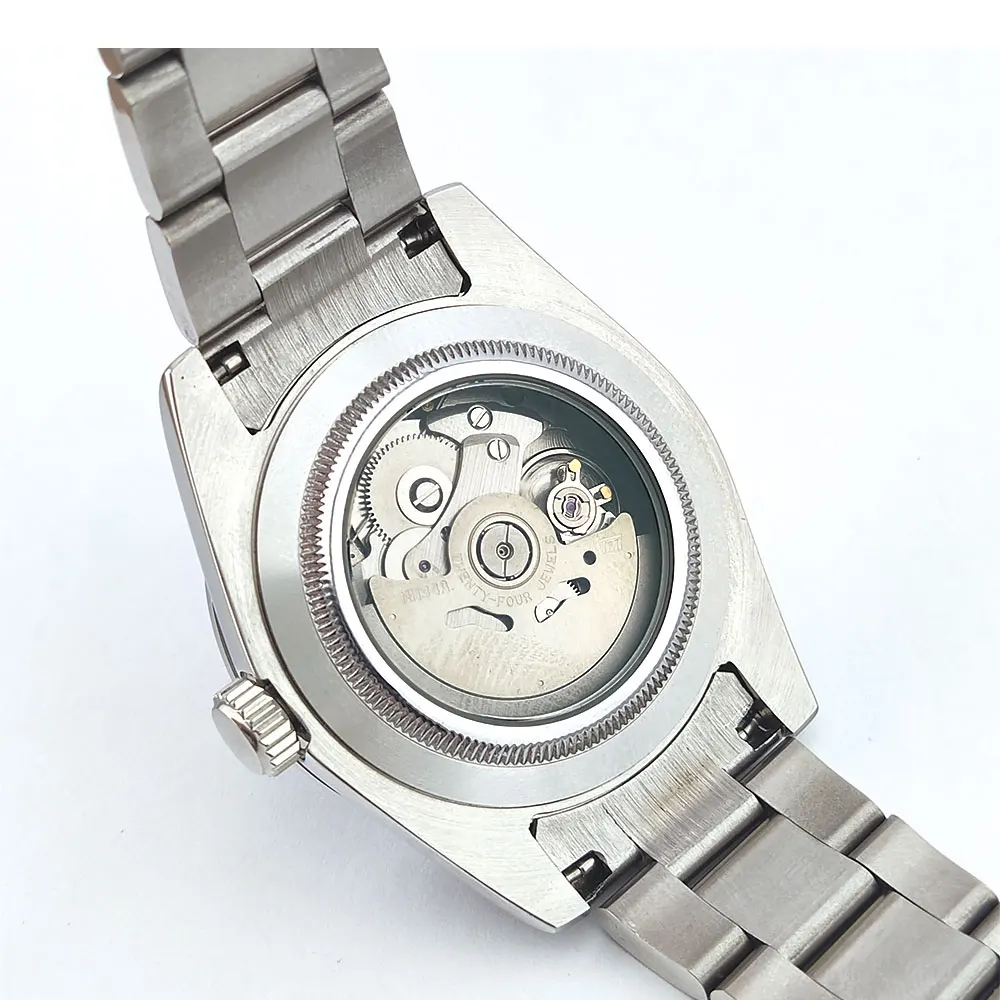 39 มม.หรูหราผู้ชายนาฬิกา NH34 การเคลื่อนไหว GMT อัตโนมัตินาฬิกา Sapphire Glass ปรับแต่งโลโก้ธุรกิจนาฬิกาผู้ชาย