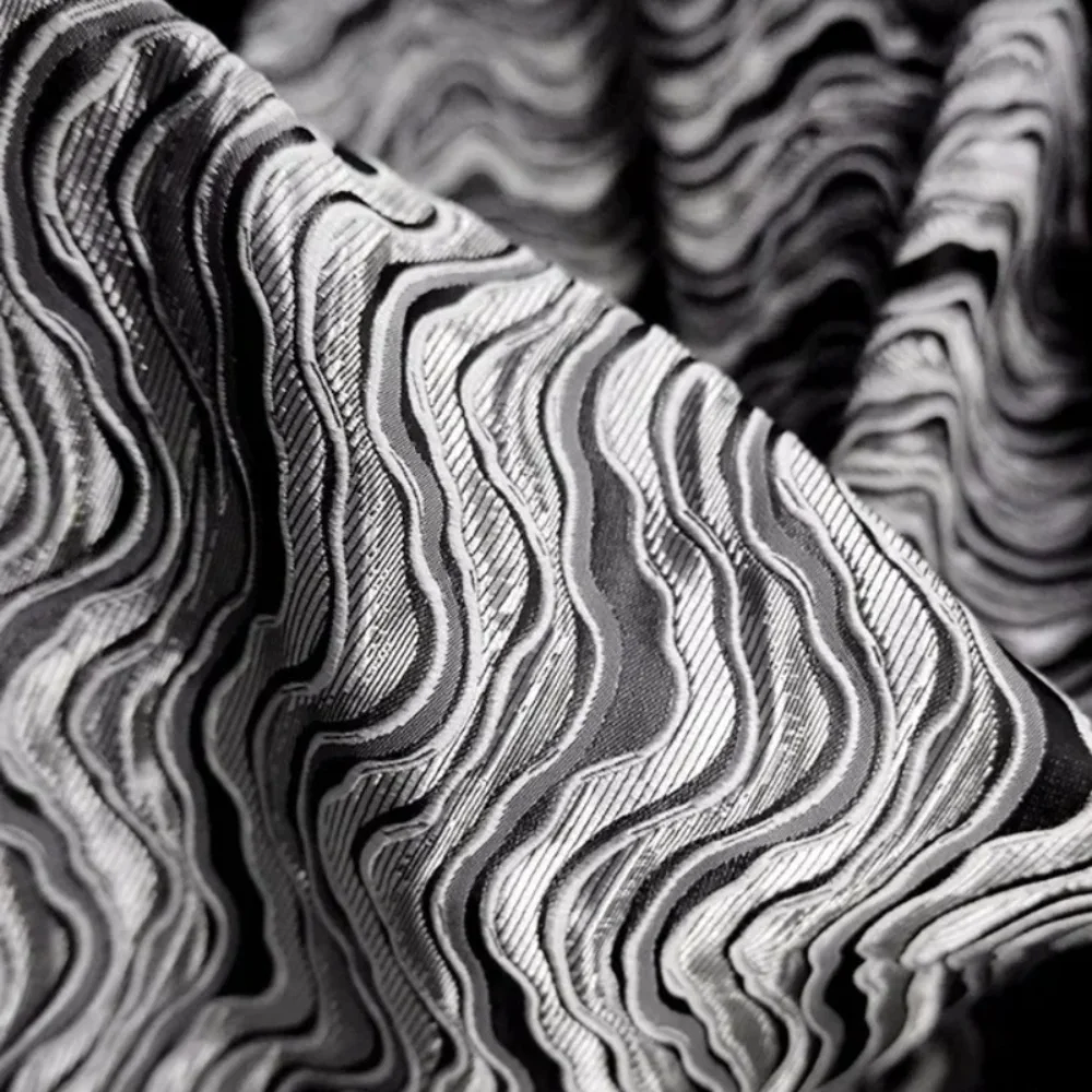 

Трехмерная жаккардовая ткань с волнообразным узором, продается на метры, для осенне-зимних курток, дизайнерская ткань для шитья своими руками