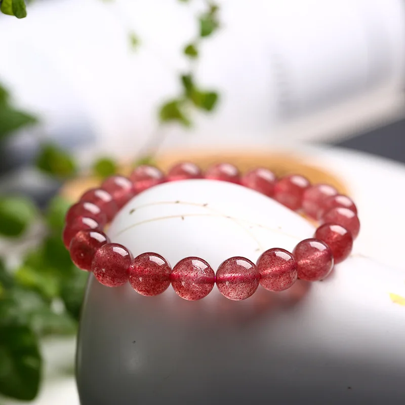 Factory Wholesale Natural 7A Ice-like Strawberry Crystal Bracelet