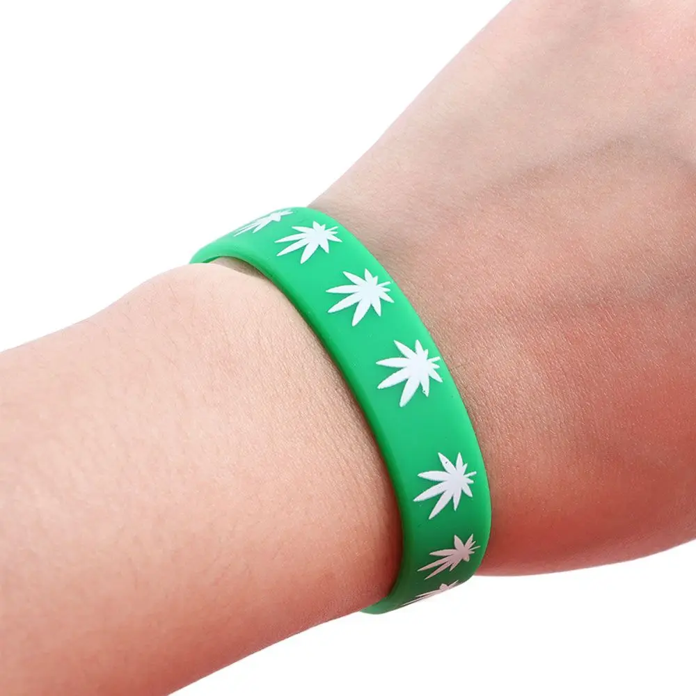 Hip Hop Punk Fashion Jewelry Sports Wristband Silicone Creative Maple Leaf Bracelet Bangle Silicone Bracelet Wristband