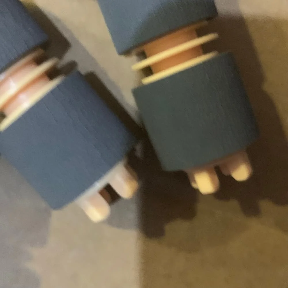 

100 шт. ролик захвата бумаги для Xerox DocuColor 5065 6075 240 250 242 252 260 7025 7030 7035 8000 550 560 570 2060 3060 3065