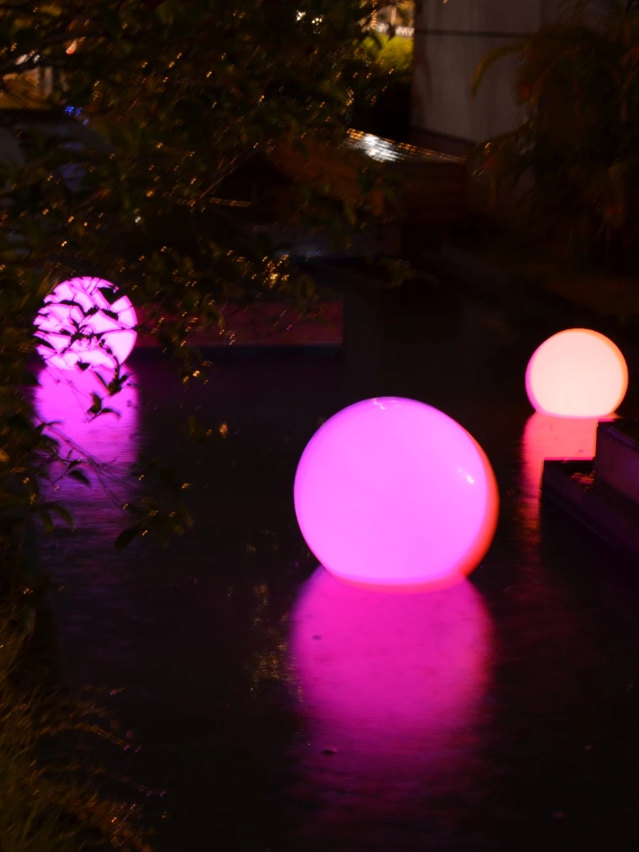 

8PCS Free Shipping 20cm Waterproof Outdoor Battery Powered RGB Remote Control Led Globe Light