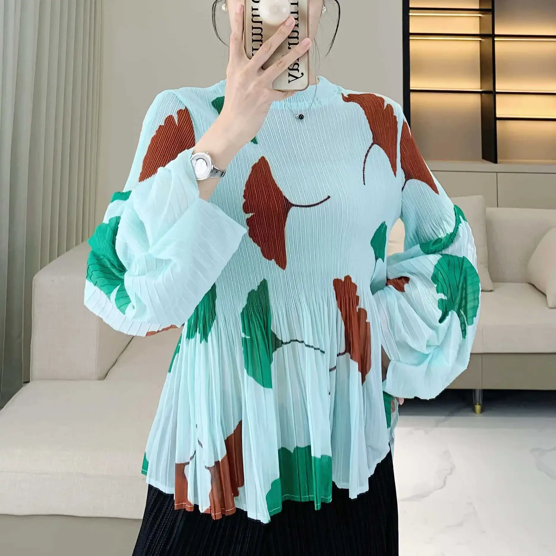 Miyake Printed Pleated Top with Lantern Sleeves, Hand Pleated, Fashionable Mom Wear, Loose Large Size, Versatile T-shirt Women