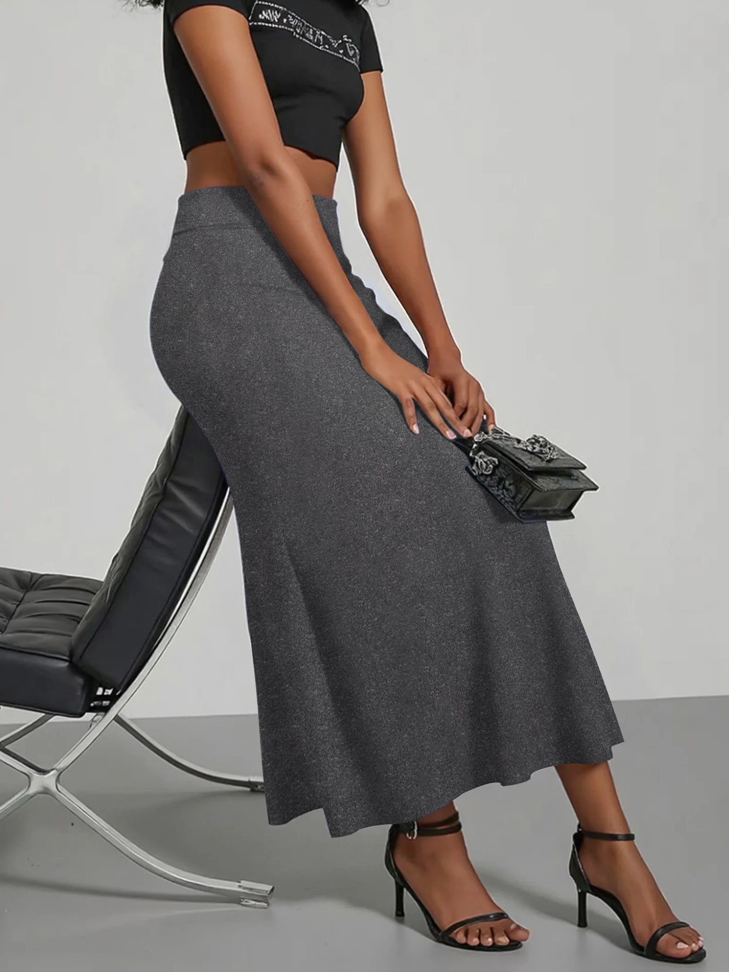 Compact Packable Full Length Skirt, Anti-Crease Portable Design, City Break Travel Fit, Downtown Sightseeing & Market Hopping