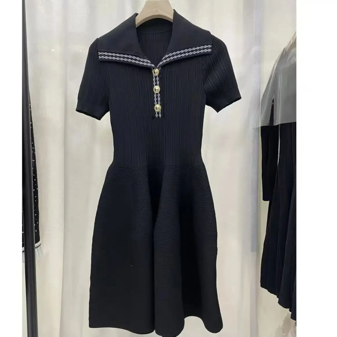 

High Quality Summer New Fashionable Commuting Elegant Short Sleeved Lapel Knit Button Versatile Slim Fit Short A-Line Dress