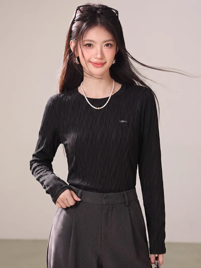 Black Textured Long Sleeve Base Shirt Women's round Neck Wave Pattern Embroidery Slimming Spring Autumn Inner Wear Top