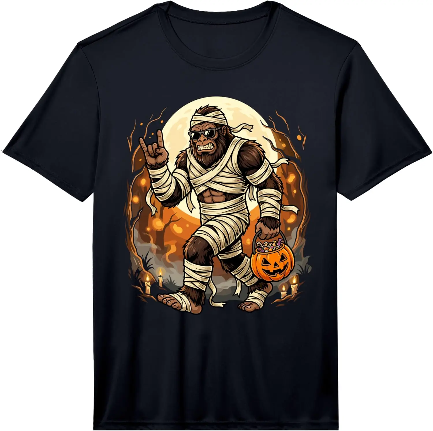 Funny Halloween Bigfoot In Mummy Costume Spooky Sasquatch Performance T-Shirt Men's Spooky Halloween Graphic Print T‑Shirt, Crew Neck Short Sleeve Casual Cotton Tee For Holiday Party Daily Street Wear.
