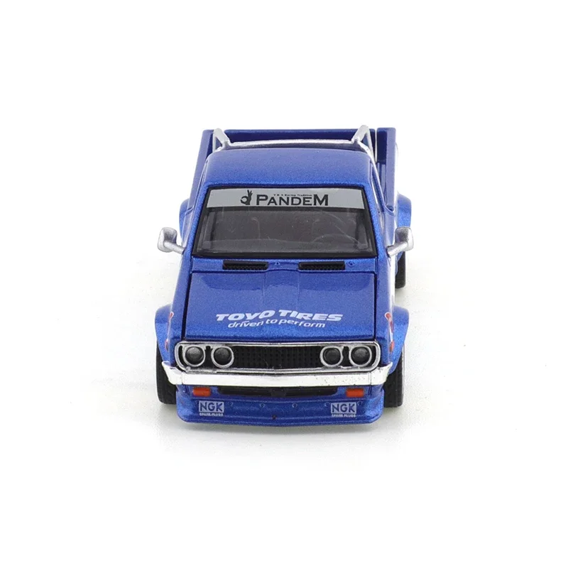 XCARTOYS POP RACE 1/64 PANDEM DATSUN 620 Auto Legering Speelgoed Motorvoertuig Diecast Metalen Model Kinderen Kerstcadeau Speelgoed voor Jongens