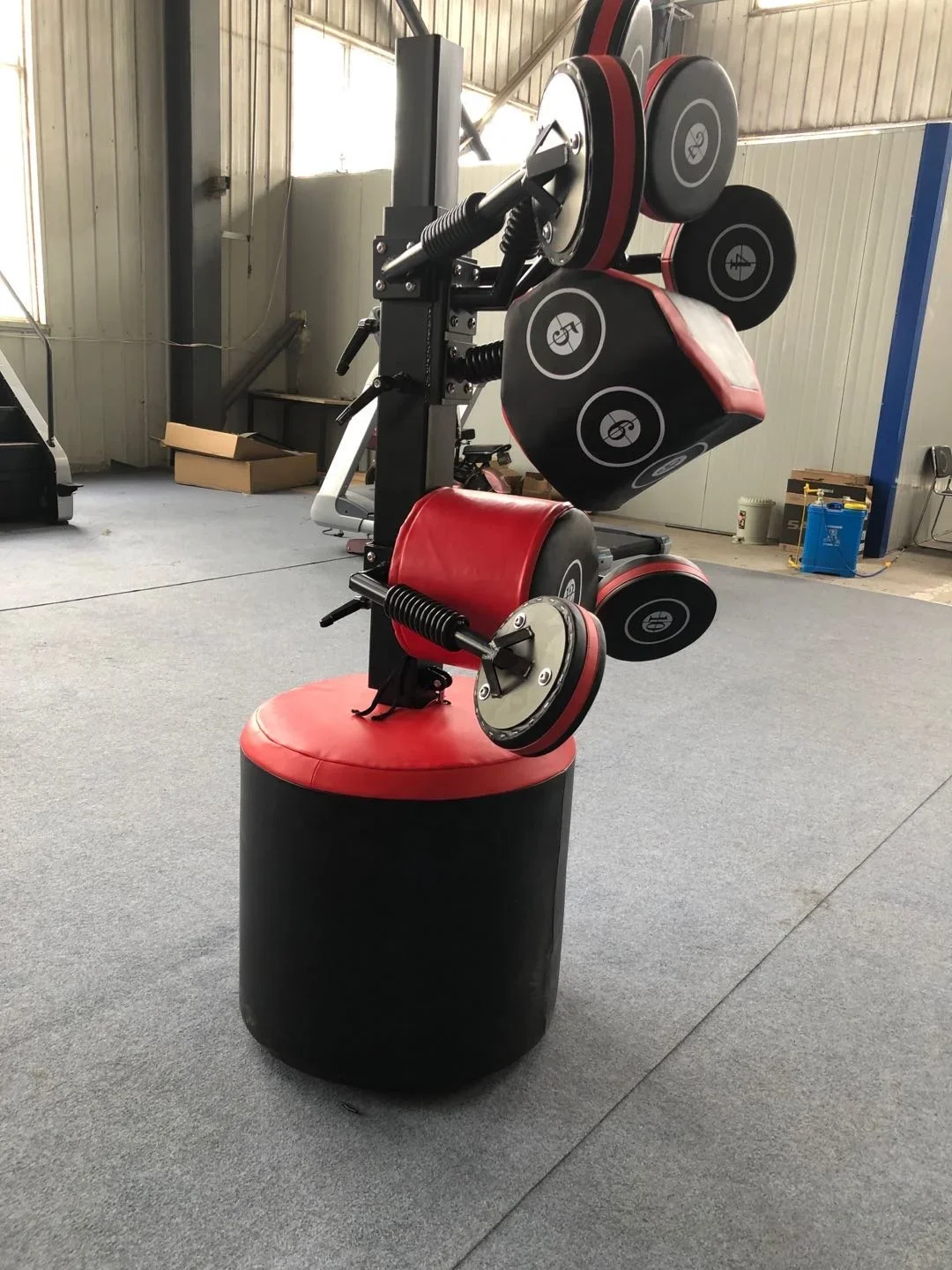 2021 Steel Multi-Gym Equipment with Adjustable Boxing Machine and Functional Trainer Mitts Custom Logo MMA Use