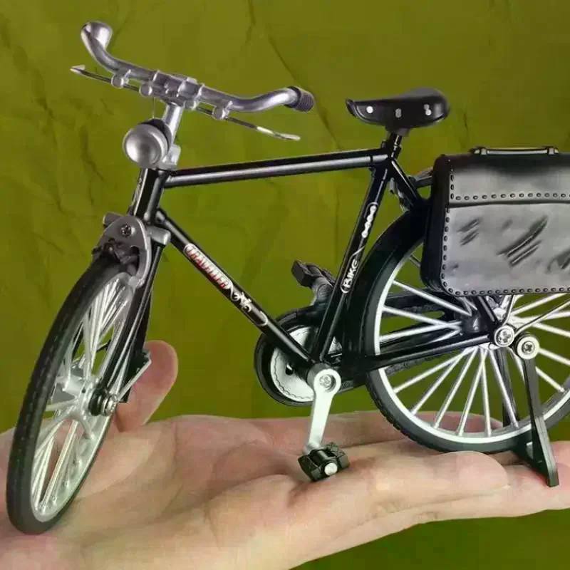 1 Zestaw Kolekcjonerski Model Roweru Retro 1:10, Mini Rower Górski z Odlewu Stopu Metalu z Pompką do Napełniania, Zabawki