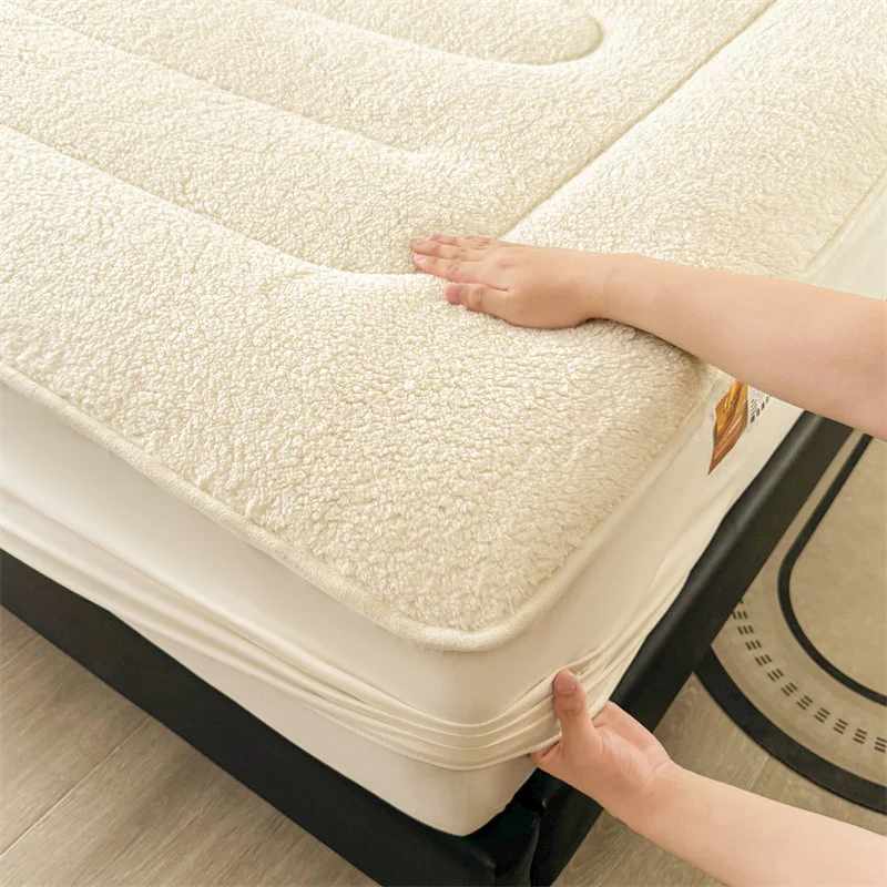 Bonenjoy Berber Fleece Bed Cover Thicken Bedspread Quilted Mattress Cover Warm Bed Linen Home Bedsheets  침대커버 (No Pillowcase)