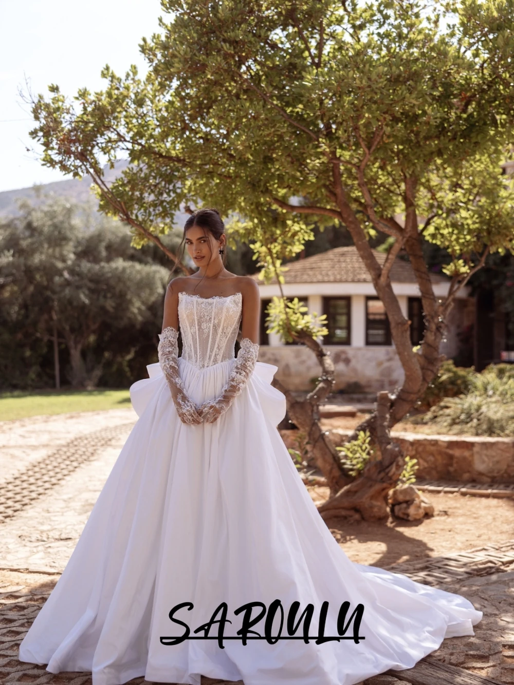 

Strapless Corset Wedding Dress, Elegant Ball Gown Long Bride Wear, Customized, Back Bow, Princess Dreamy Outdoor Bridal Gown