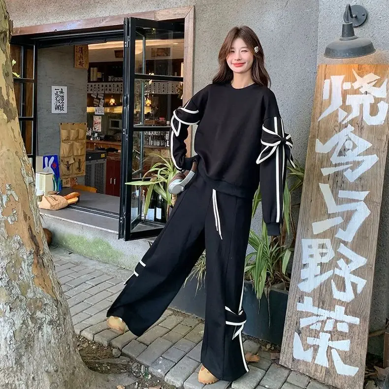 

Plus Size Black Bow Sweatshirt Suit Casual O-neck Sweatshirt Pullover Top Sweatpants Long Pant Sets Spring Women Two-piece Set