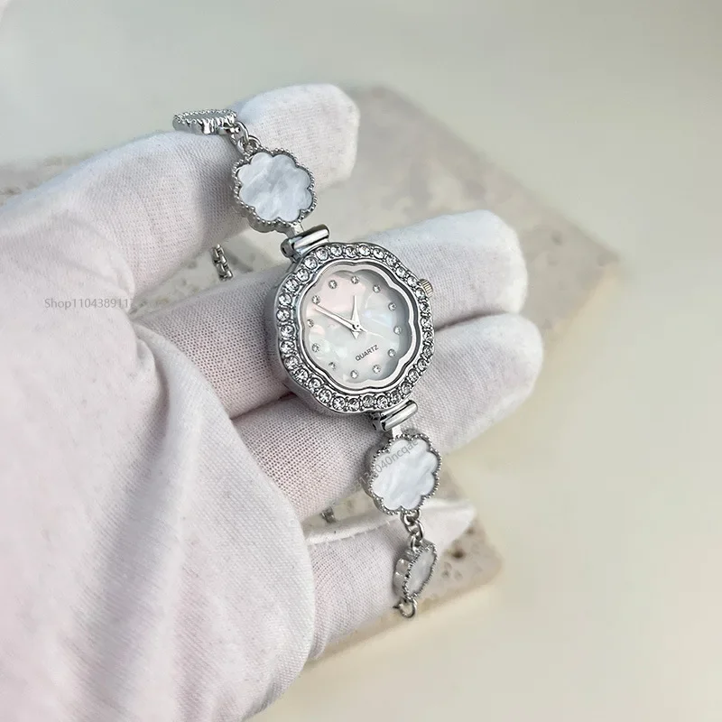 ساعات نسائية فاخرة ساعات يد كوارتز بسيطة ساعات بعقارب صغيرة سوار ساعة للسيدات ساعة هدية Relogio Feminino
