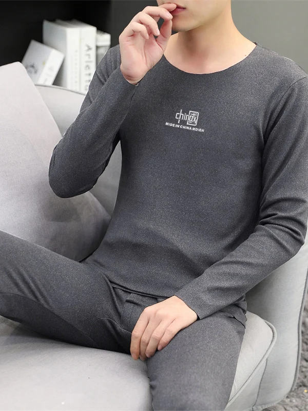 

Комплект теплого нижнего белья 2025: Новинка осенне-зимнего сезона, мужской, с круглым вырезом, тонкий, из немецкого вельвета, комплект из двух предметов, модный молодежный, полиэстер...