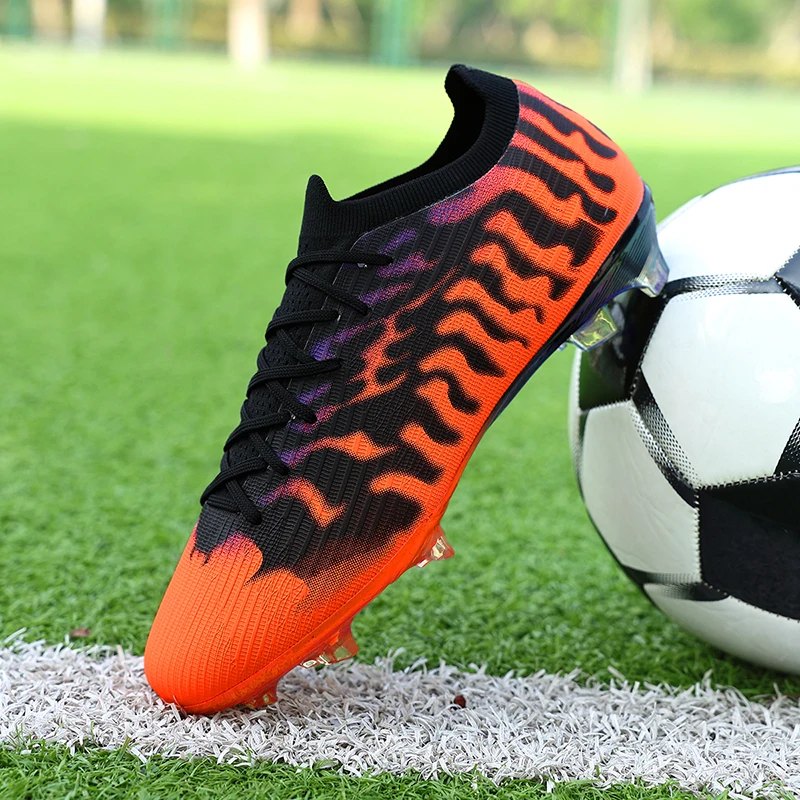 Men New Football Boots Professional Original Resistant High Quality Soccer Shoes Male Fast Ultralight Comfortable Football Shoes