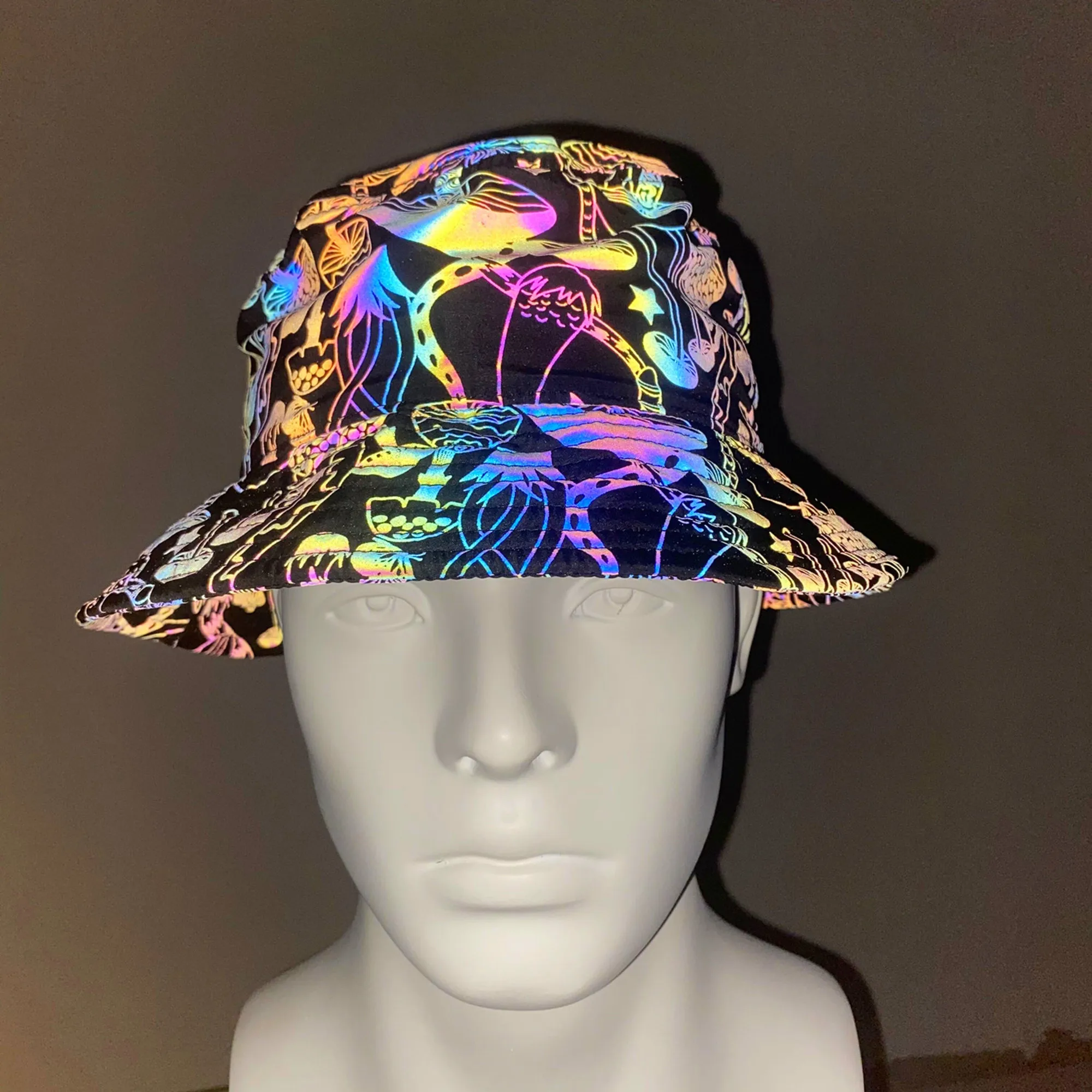 Unisex Holographic Reflective Rave Unisex Bucket Hat Outdoor Summer Reflecting Cap, Head Cover - Rave, Festival, Party, Concert