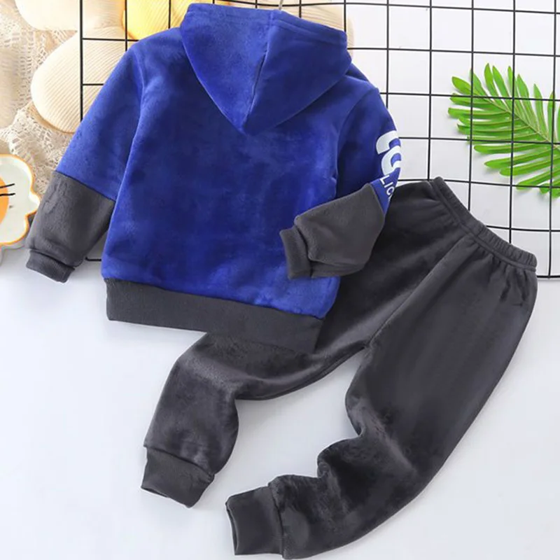 Winter Patchwork Velvet Boys 2 Piece Sets Handsome Thick Hooded Sweatshirt Kids Conjunto Warm Jogger Pants Tracksuit Child Suit