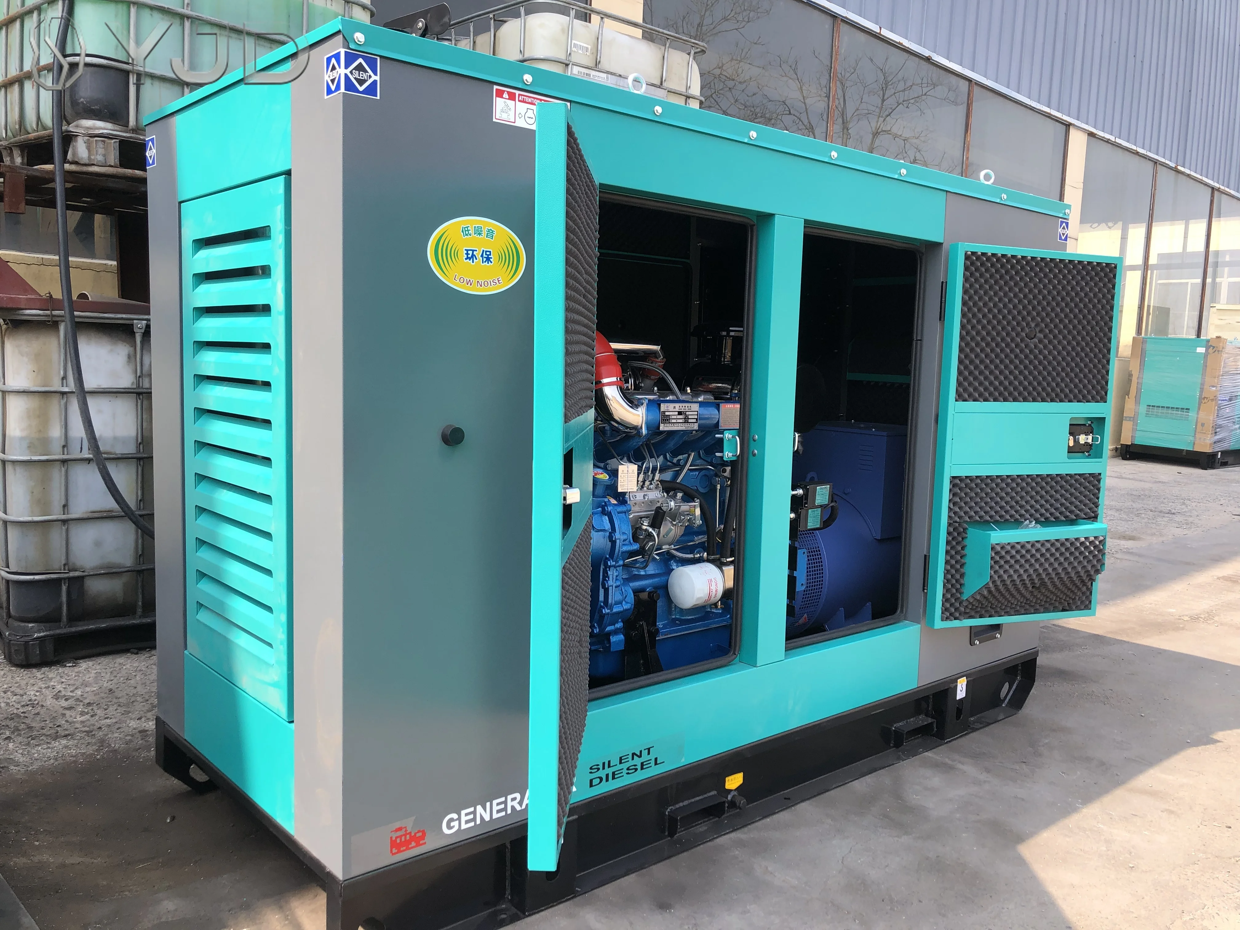 Super Silent Diesel Generator Set 100KVA 120KVA  Power Output with Control ATS Water Cooling Electric Start Frequency 50/60HZ