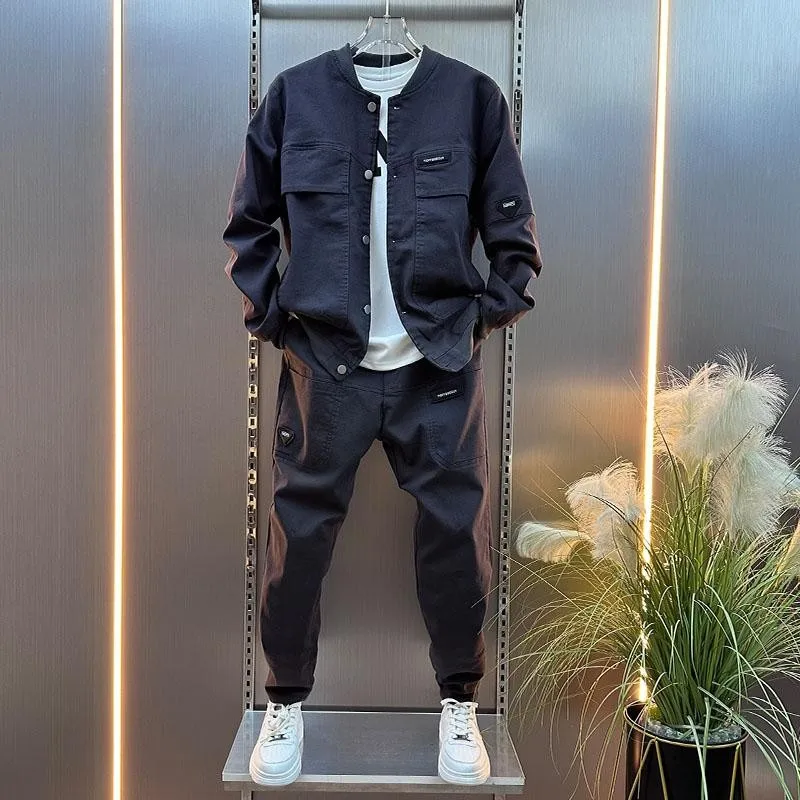 Gray suit [autumn style]