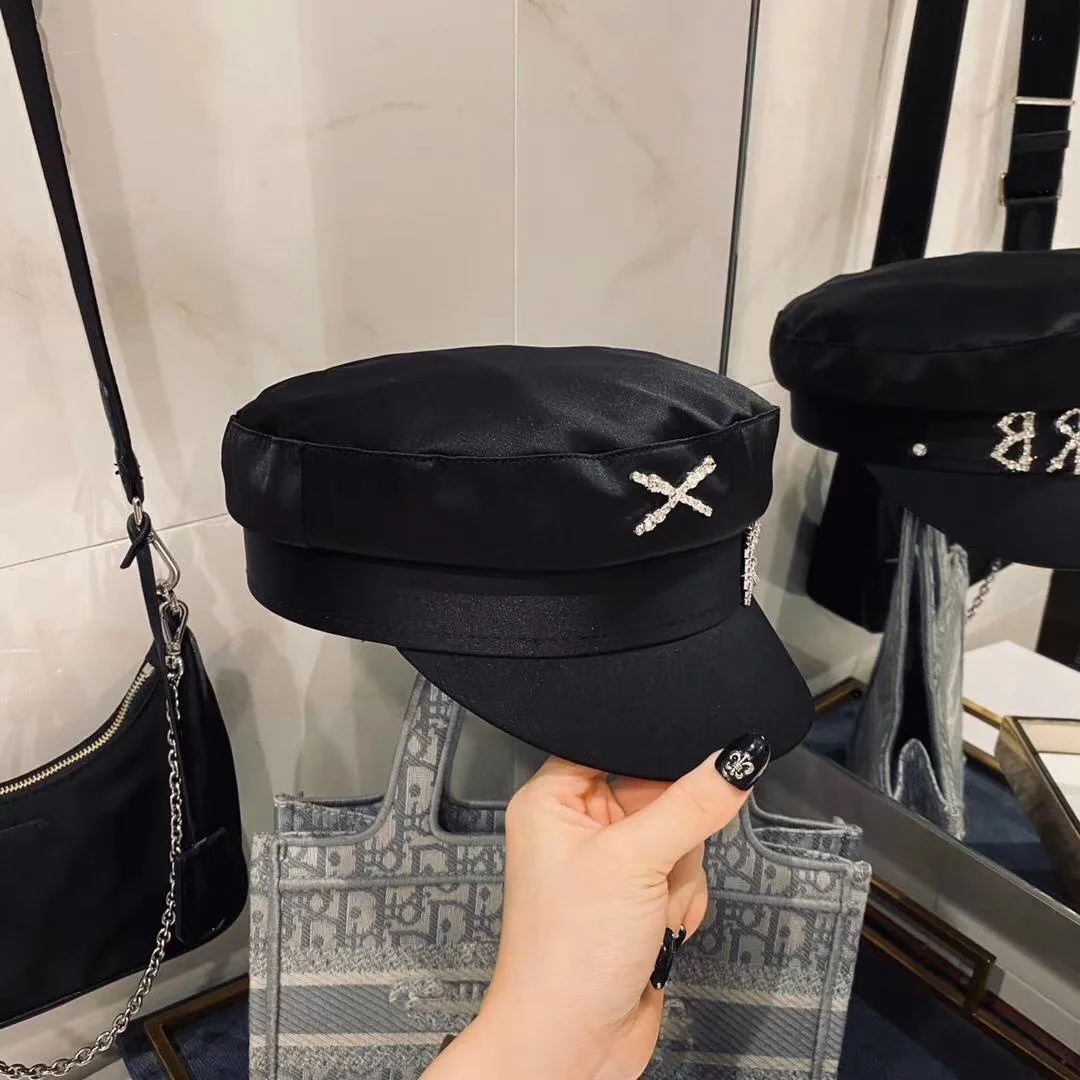 Designer Net Red  Rhinestone Letters RB Satin Navy Hat Casual Breathable Pilot Hat Socialite Newsboy Cap Flat Top Cap