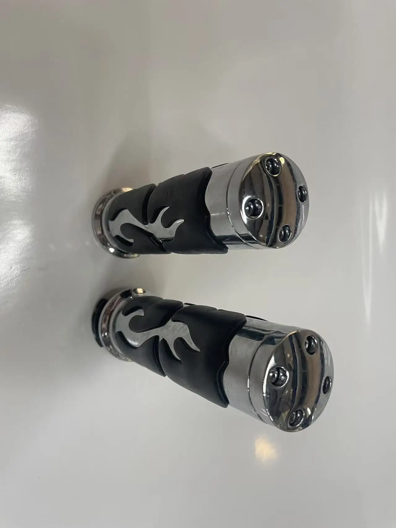 

Motorcycle Grips 1" 7/8'' 4Ring Air Cushioned Hand Throttle for Harley Honda Kawasaki Suzuki Yamaha Bikes Cruiser Accessories